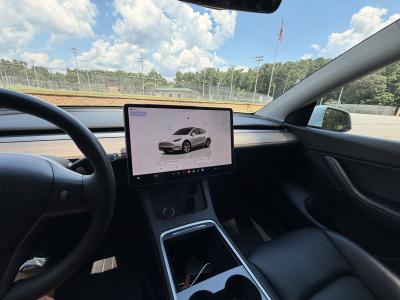 2022 Tesla Y Long Range AWD photo 7