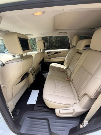 2016 Infinity QX60 AWD photo 9